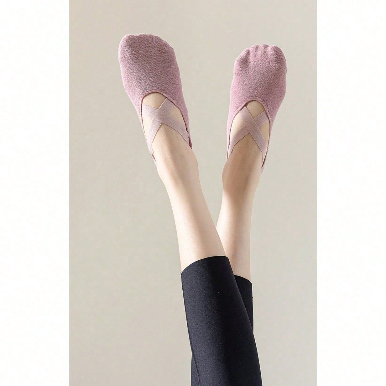 Aesthetic Ballet-Inspired Non  - огляд і ціна Grip Sock Yoga